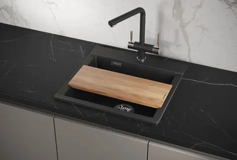 Кухонная мойка Granula ES-5201 (520*500) Черный